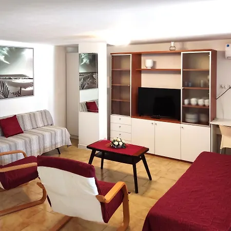 Green Holiday Villa Apartamento *