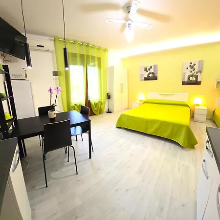 Green Holiday Villa *
