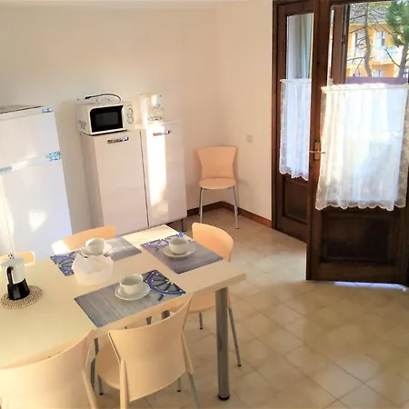 Green Holiday Villa *
