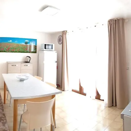 Green Holiday Villa * Μπιμπιόνε