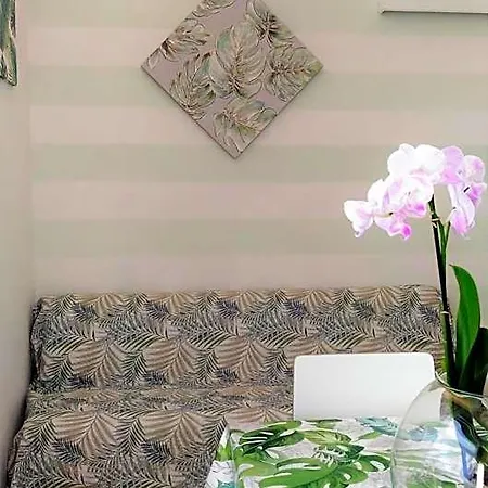 Green Holiday Villa Διαμέρισμα Μπιμπιόνε