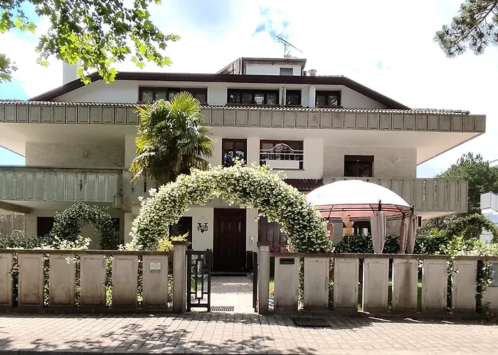 Διαμέρισμα Green Holiday Villa *